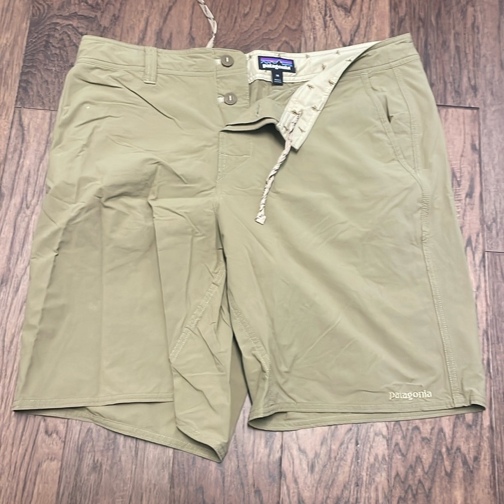 Patagonia shorts 36